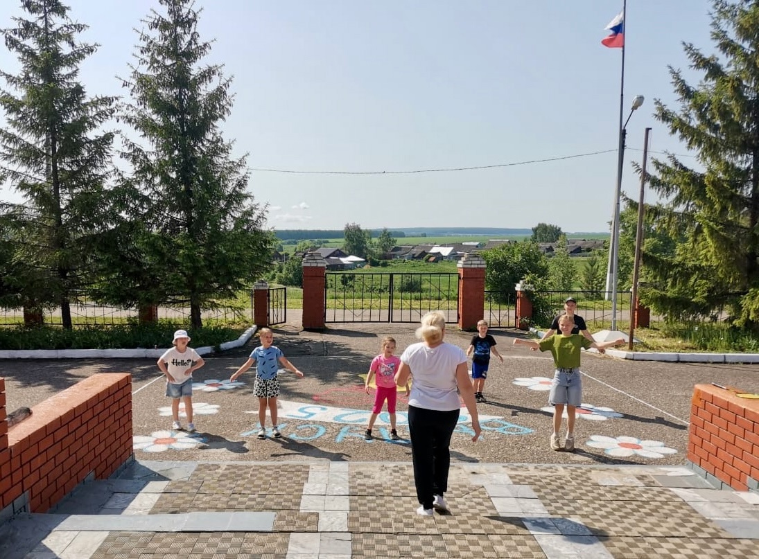 7 день в пришкольном лагере труда и отдыха.