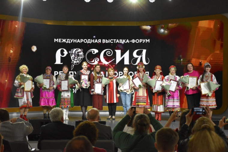 Всероссийский день мордовских языков на Международной выставке «Россия».