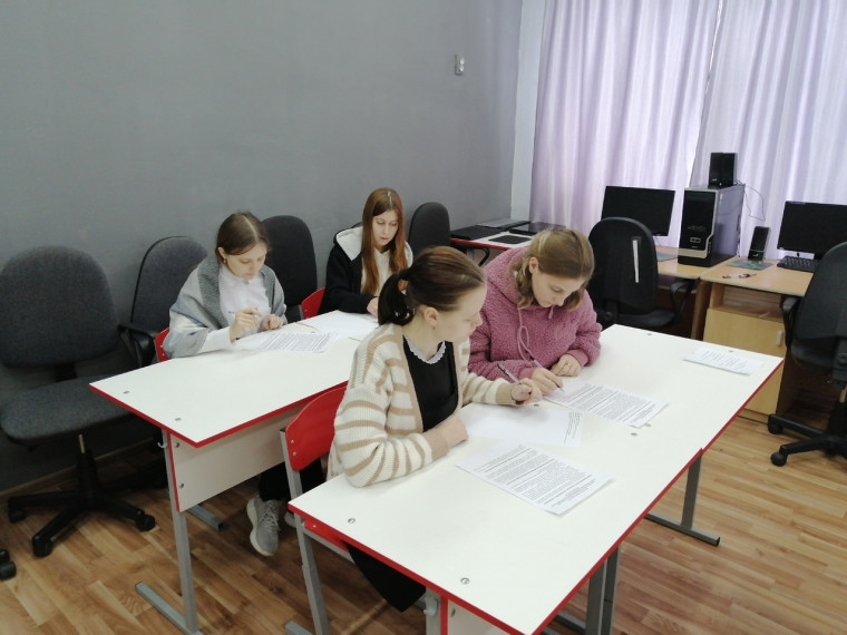 Интеллектуальная олимпиада Приволжского федерального округа среди школьников.
